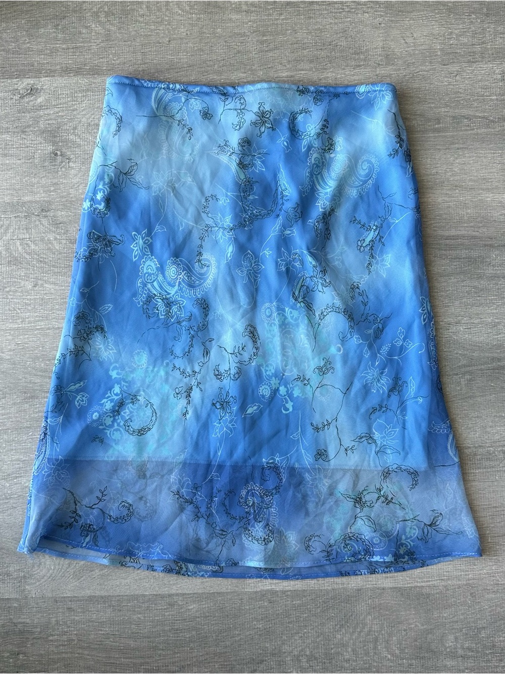 Vintage 90s/Y2K Blue Paisley Mesh Midi Skirt | R Petites | Made in Canada